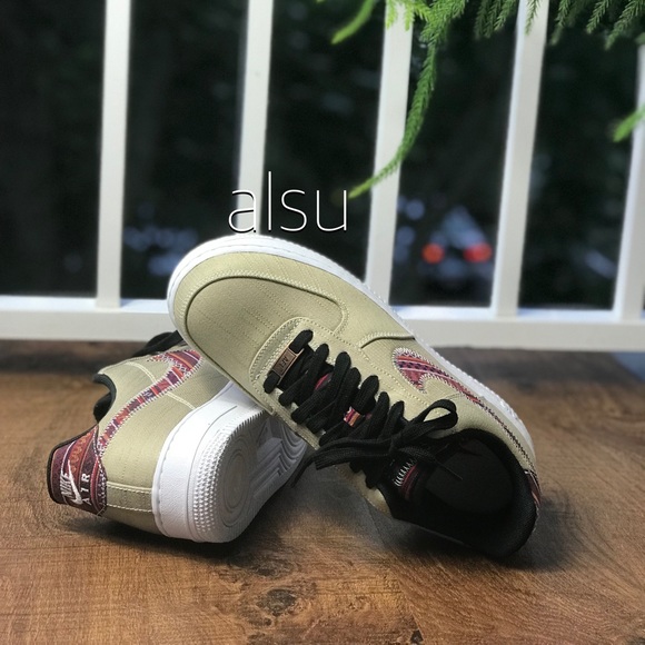 NWT Nike Air Force 1’07 LV 8 Khaki WMNS - Picture 5 of 8